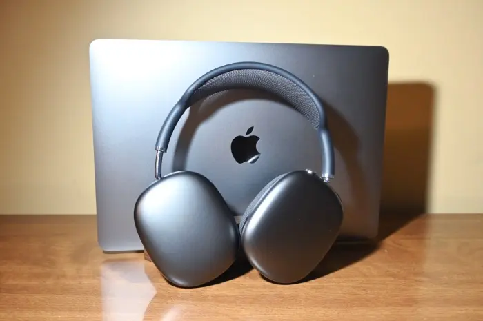 Essential Accessories for Your AirPods Max Enhance Your Experience
